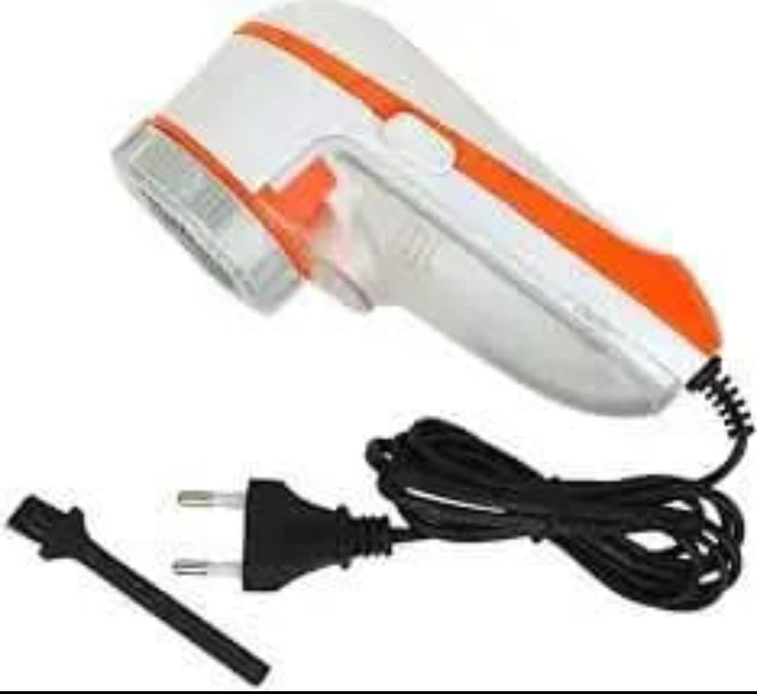 Re-useable and washable  Lint Roller / Pet hair remover / Dust Cleaner - Random Colour